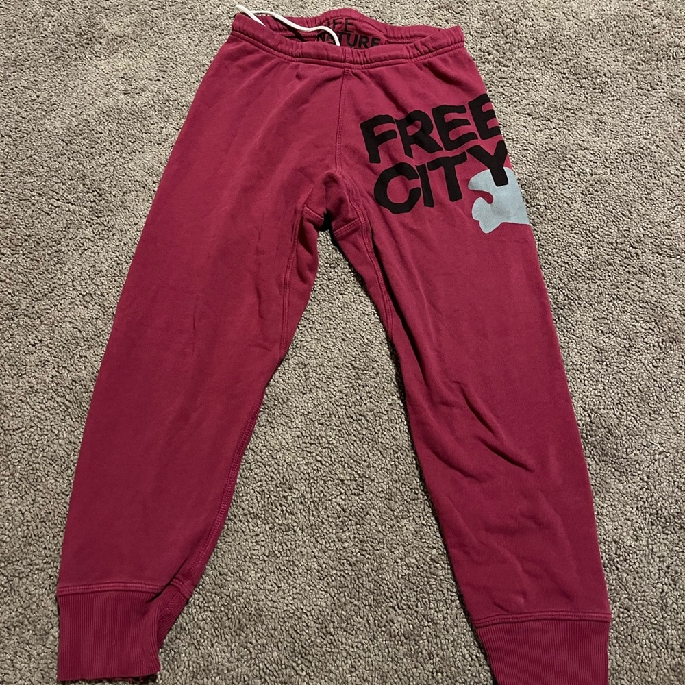 Free city sweatpants